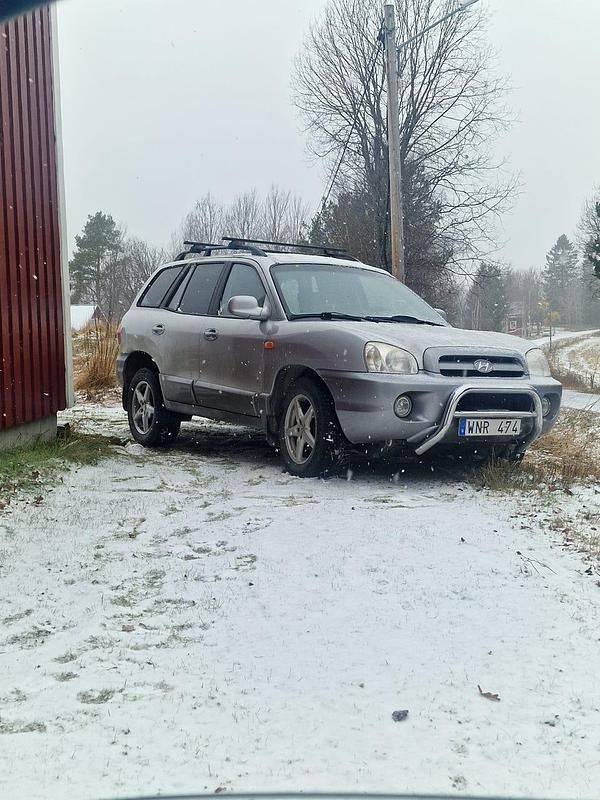 Begagnad 2005 Hyundai Santa Fe SUV | 5 000 kr (Superpris) - Bild 1/1
