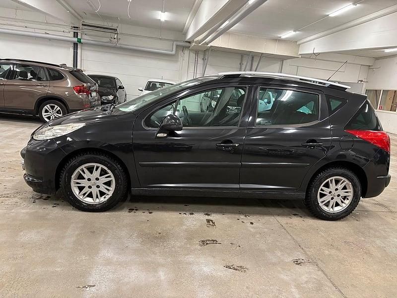 Begagnad Peugeot 207 109 HK (80 kW) 2009 Svart Kombi