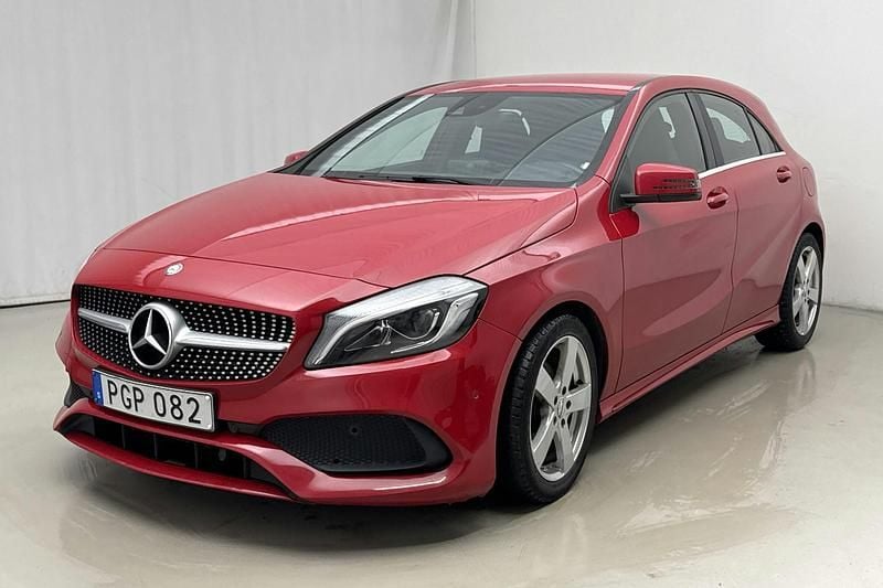 Begagnad Mercedes A180 AMG 122 HK (89 kW) 2017 Röd