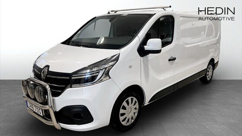 Vit (white) Begagnad 2020 Renault Trafic Van | 198 750 kr (Superpris) - Bild 1/4
