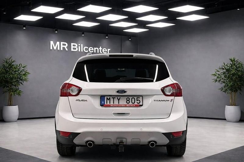 Begagnad Ford Kuga Titanium 163 HK (119 kW) 2012 Vit SUV