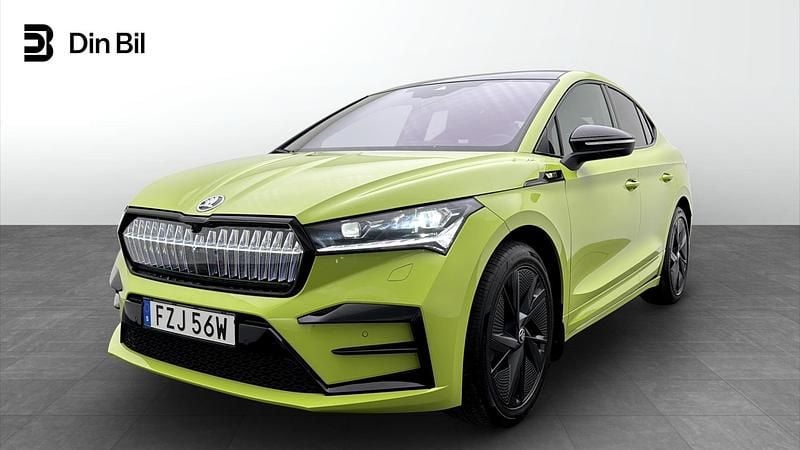 Ljusgrön Begagnad 2024 Skoda Enyaq iV RS SUV | 519 900 kr (Marknadspris) - Bild 1/4