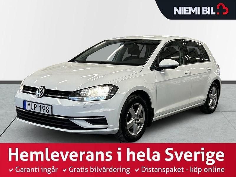 Begagnad VW Golf VII S 110 HK (80 kW) 2017 Vit Halvkombi