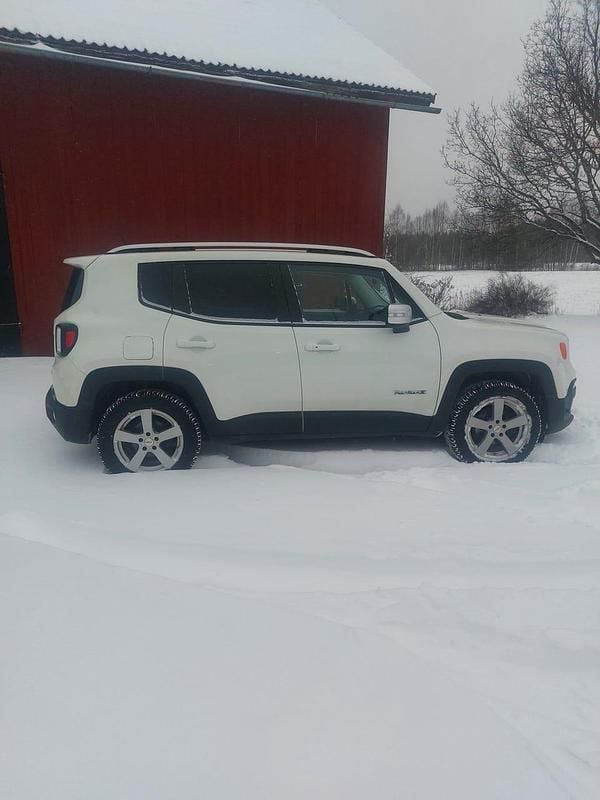 Begagnad 2015 Jeep Renegade SUV | 118 000 kr (Marknadspris) - Bild 1/2