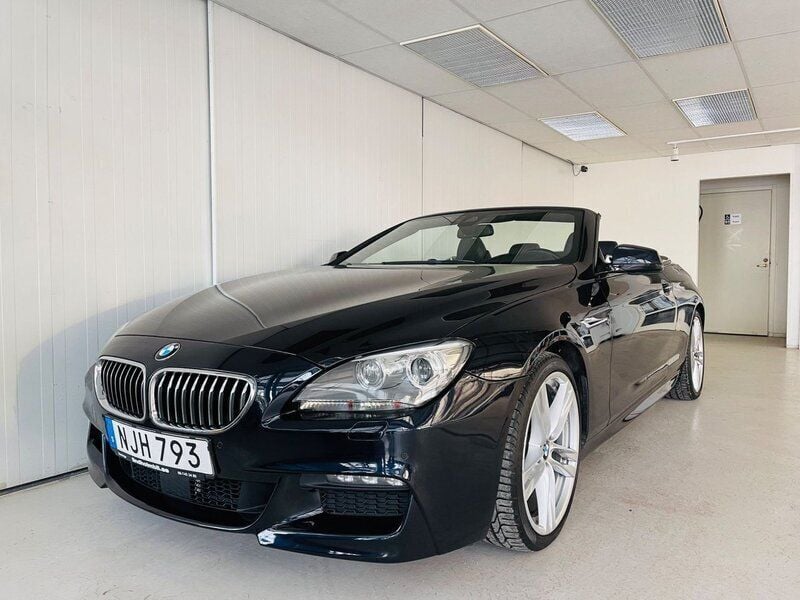 Svart Begagnad 2013 BMW 640 Cabriolet M Sport Cab | 399 900 kr - Bild 1/4