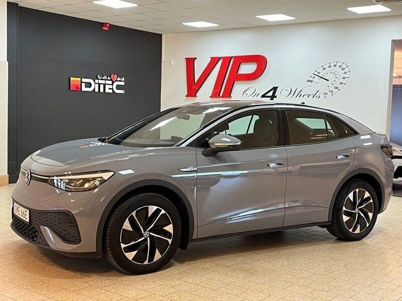 Begagnad VW ID.5 Comfortline 150 kW (204 HK) 2022 Grå SUV