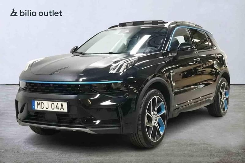 Svart Begagnad 2023 Lynk & Co 01 SUV | 309 900 kr - Bild 1/1