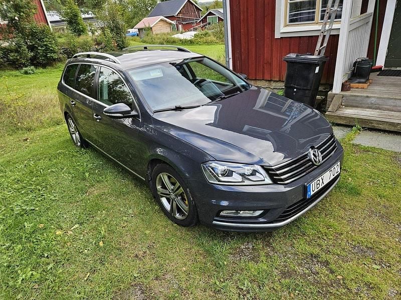 Grå Begagnad 2014 VW Passat GT Kombi | 80 000 kr (Bra pris) - Bild 1/4