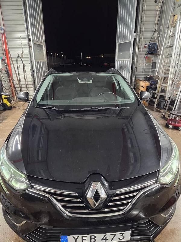 Begagnad 2016 Renault Mégane IV Halvkombi | 85 000 kr (Marknadspris) - Bild 1/4