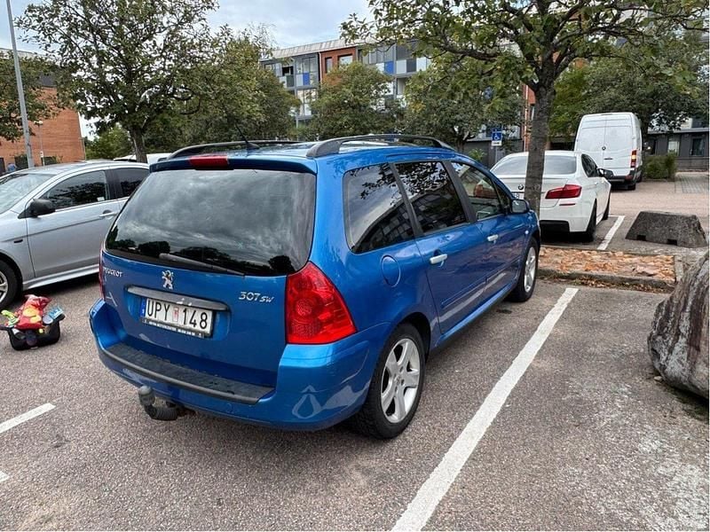 Blå Begagnad 2004 Peugeot 307 Kombi | 14 999 kr (Marknadspris) - Bild 1/4