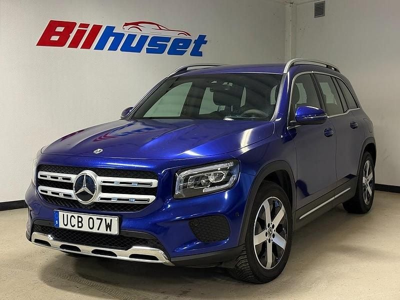 Blå Begagnad 2021 Mercedes GLB200 SUV | 359 900 kr (Marknadspris) - Bild 1/4