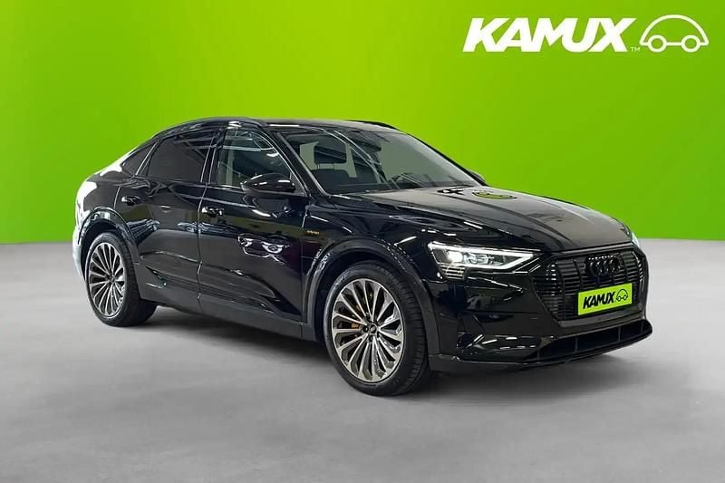 Svart Begagnad 2022 Audi e-tron SUV | 459 700 kr (Lite dyr) - Bild 1/4
