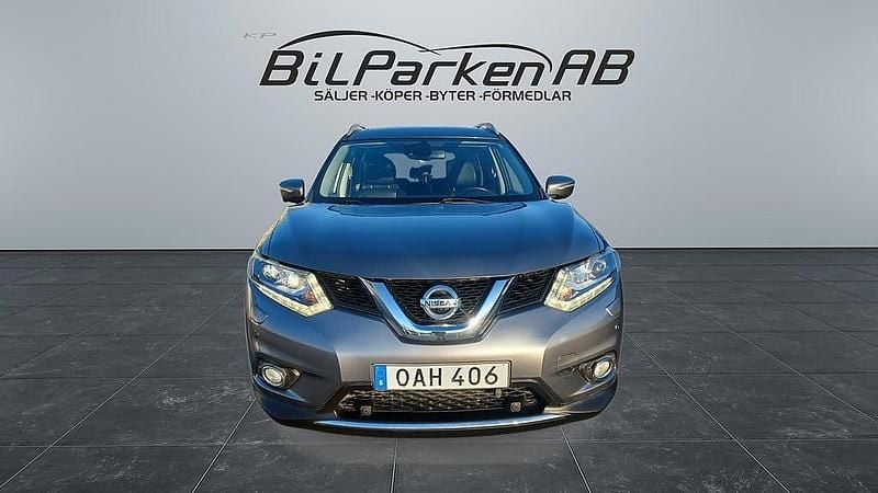 Begagnad Nissan X-Trail 131 HK (96 kW) 2016 Grå SUV