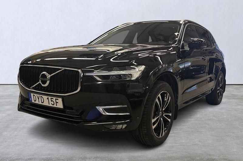 Svart Begagnad 2019 Volvo XC60 Momentum SUV | 299 900 kr (Marknadspris) - Bild 1/4