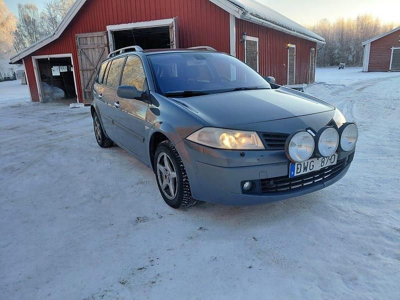 Begagnad 2008 Renault Mégane GrandTour Kombi | 15 000 kr - Bild 1/4