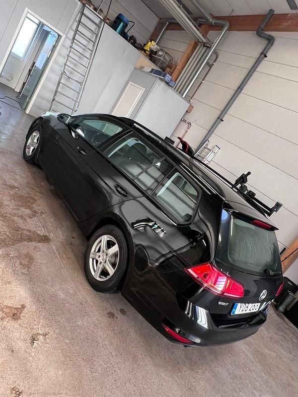 Begagnad VW Golf VII 110 HK (80 kW) 2016 Svart