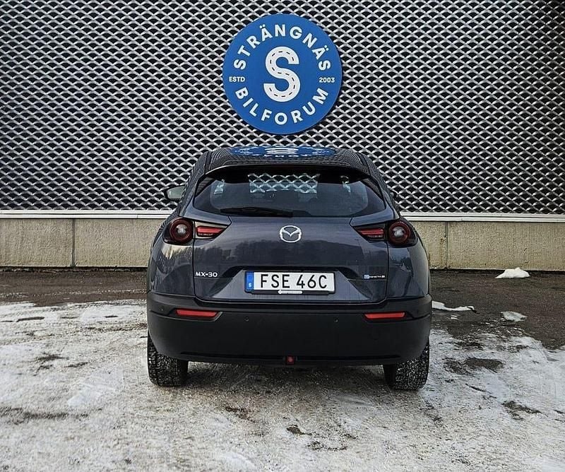 Begagnad Mazda MX30 Exclusive-Line 170 HK (125 kW) 2024 Grå SUV
