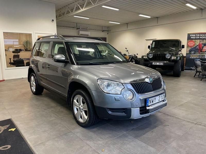 Grå Begagnad 2013 Skoda Yeti Experience SUV | 89 900 kr (Marknadspris) - Bild 1/4