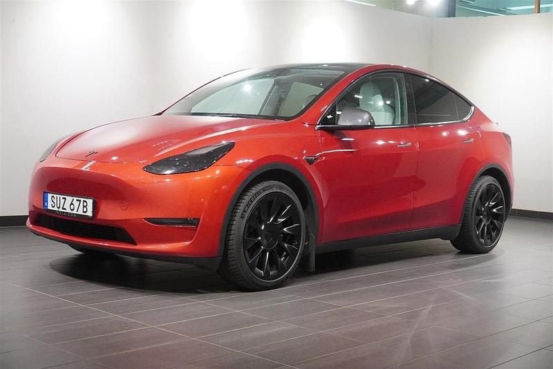 Röd Begagnad 2022 Tesla Model Y Long Range AWD SUV | 419 500 kr - Bild 1/2