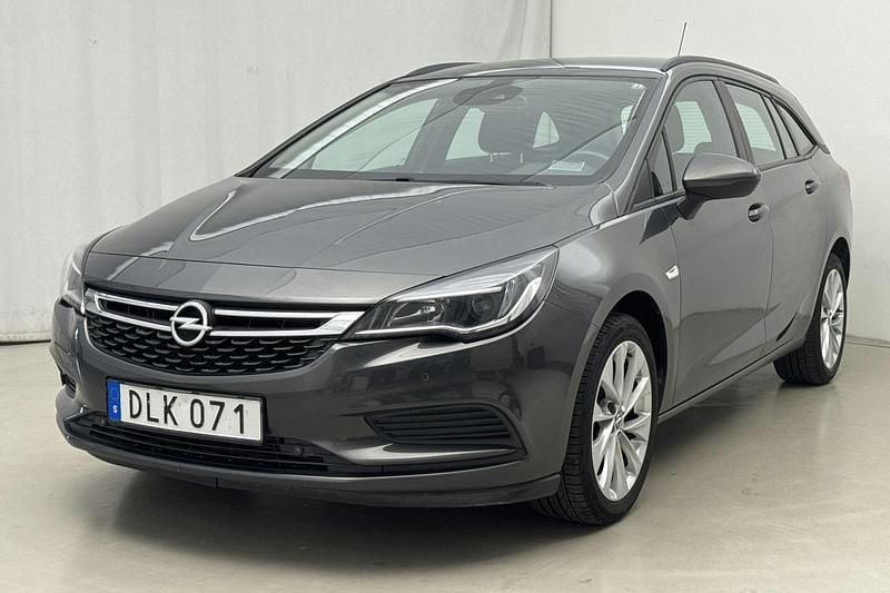 Grå Begagnad 2016 Opel Astra Enjoy | 129 800 kr (Bra pris) - Bild 1/4