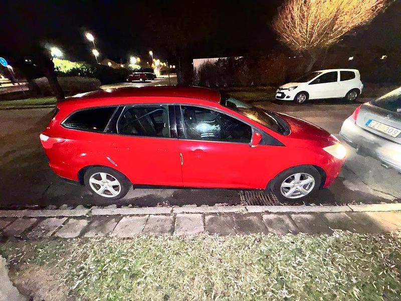 Begagnad 2012 Ford Focus Kombi | 24 000 kr (Superpris) - Bild 1/4