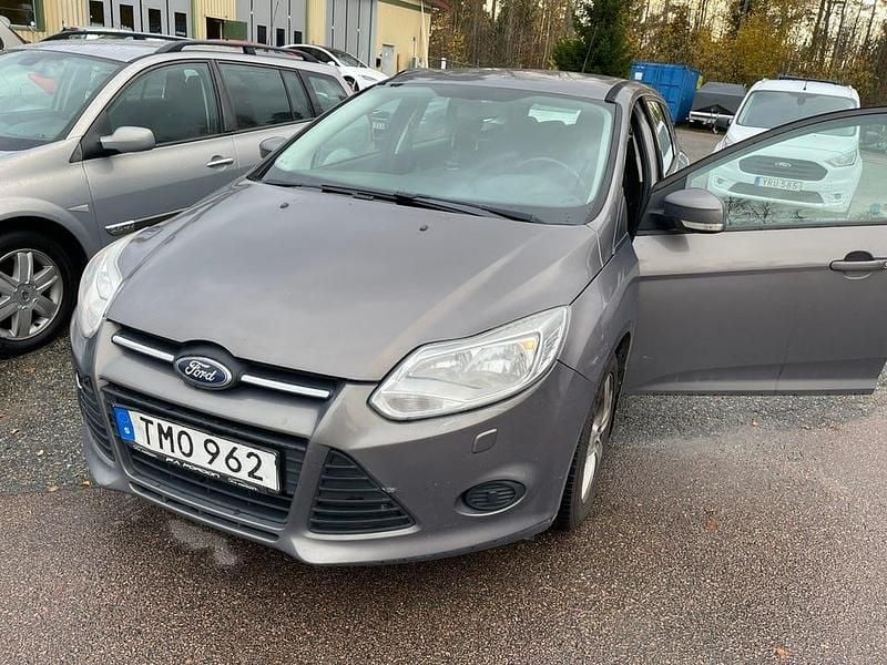 Begagnad 2014 Ford Focus Kombi | 29 900 kr (Superpris) - Bild 1/4