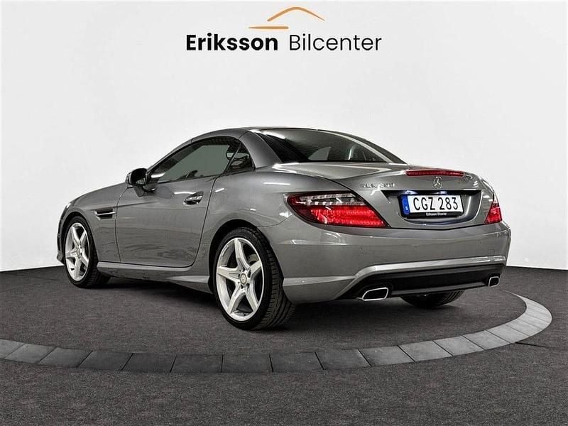 Begagnad Mercedes SLK200 AMG 184 HK (135 kW) 2015 Silver Cab