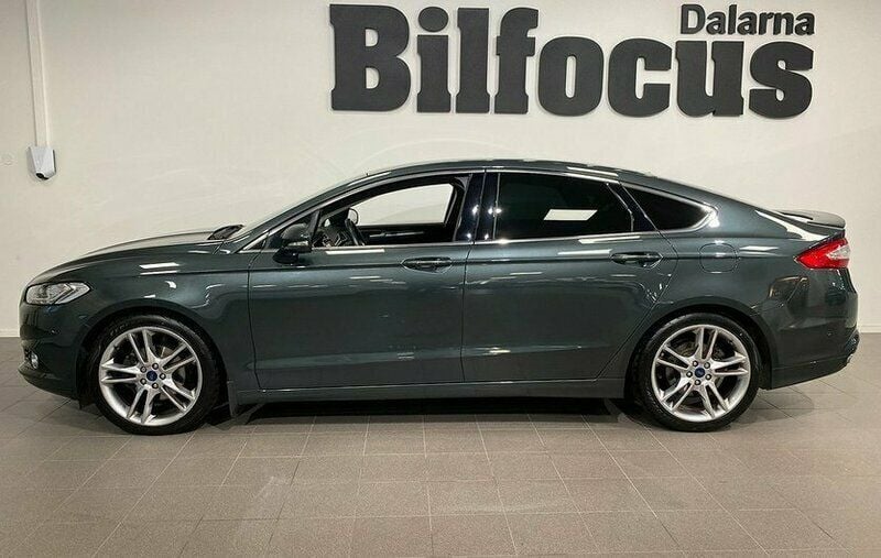 Begagnad Ford Mondeo Business Edition 211 HK (155 kW) 2015 Grön Halvkombi