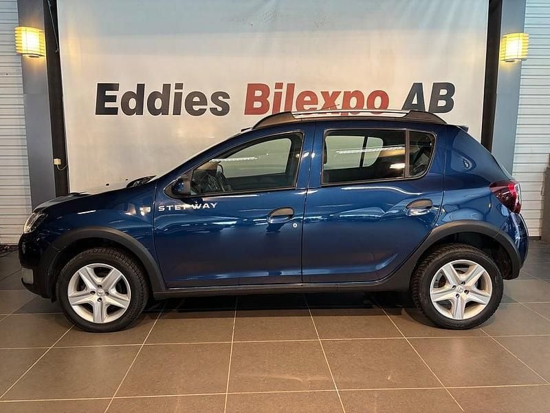 Begagnad Dacia Sandero Stepway 90 HK (66 kW) 2016 Blå Kombi