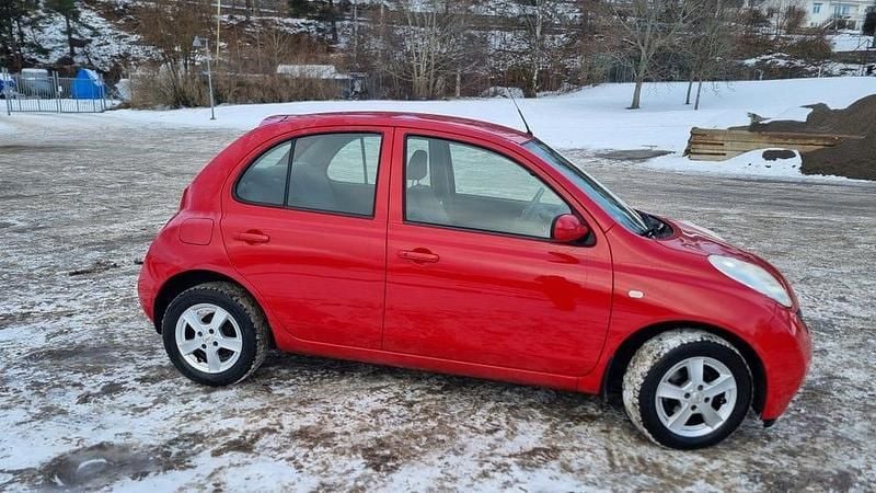 Begagnad Nissan Micra 80 HK (58 kW) 2003 Halvkombi