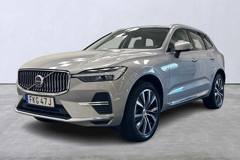 Silver Begagnad 2021 Volvo XC60 Inscription SUV | 364 800 kr (Bra pris) - Bild 1/4