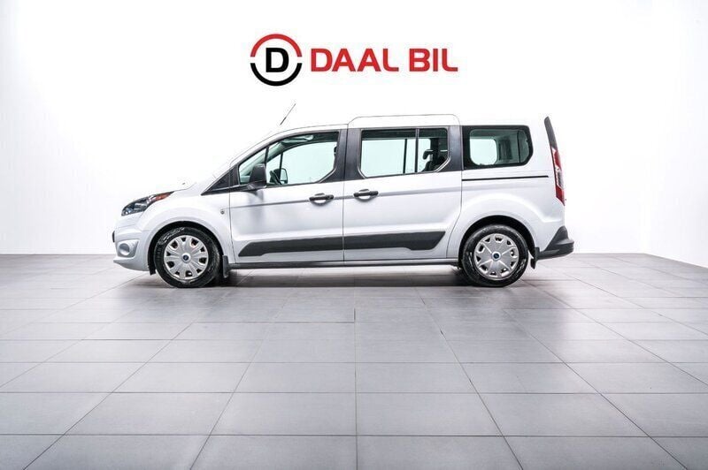 Vit Begagnad 2018 Ford Tourneo Connect Minibuss | 209 700 kr (Marknadspris) - Bild 1/4