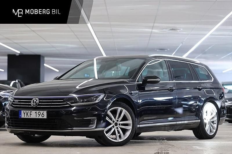 Begagnad VW Passat GTE 218 HK (160 kW) 2017 Svart Kombi