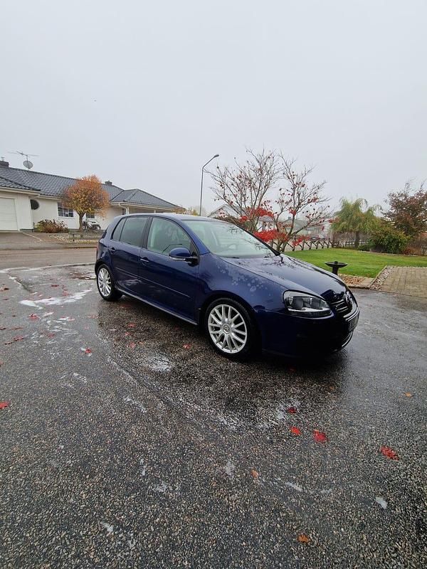 Begagnad VW Golf VI 140 HK (102 kW) 2008 Halvkombi