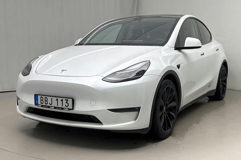 Begagnad Tesla Model Y Performance 392 kW (534 HK) 2023 Vit SUV