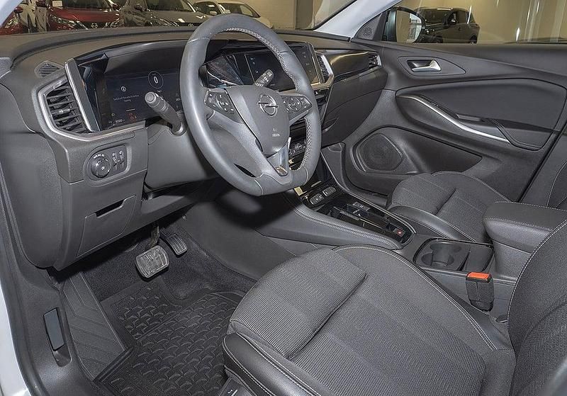 Begagnad Opel Grandland X 131 HK (96 kW) 2024 Vit SUV