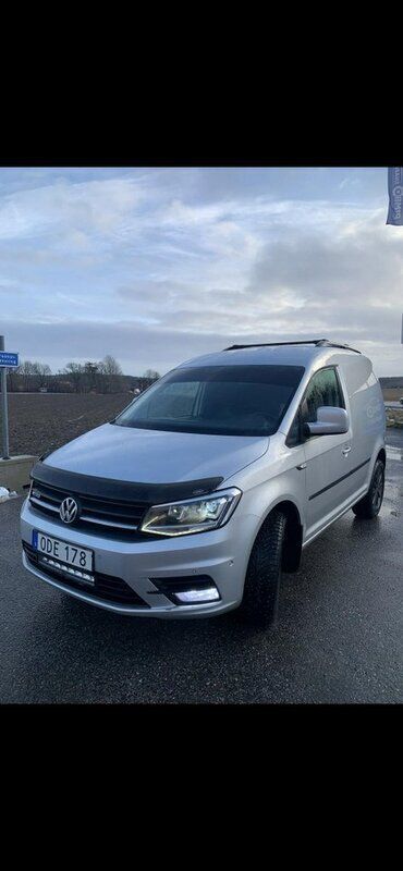 Silver Begagnad 2016 VW Caddy Minibuss | 95 000 kr (Superpris) - Bild 1/4