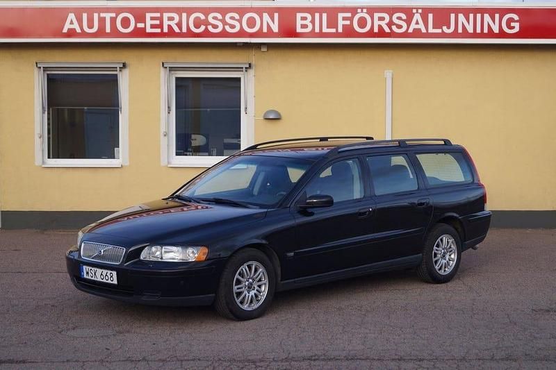 Svart Begagnad 2005 Volvo V70 Business Edition Kombi | 44 800 kr (Marknadspris) - Bild 1/4