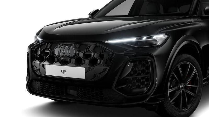 Begagnad Audi Q5 S-Line 252 HK (185 kW) 2025 Svart SUV