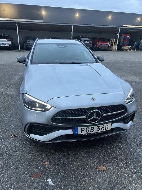 Begagnad 2024 Mercedes E300 AMG line | 492 000 kr - Bild 1/4