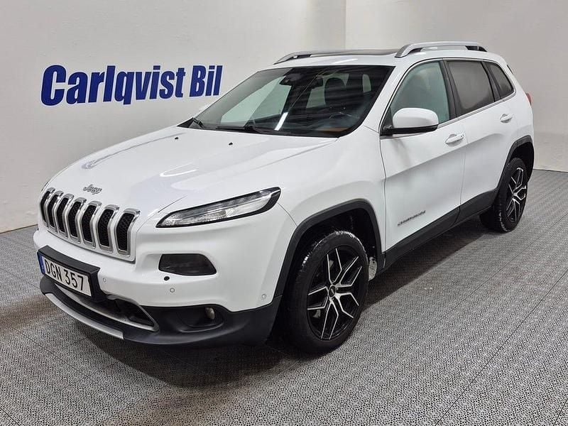 Vit Begagnad 2015 Jeep Cherokee SUV | 114 000 kr (Marknadspris) - Bild 1/4