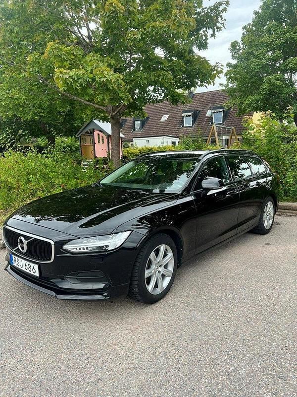 Svart Begagnad 2018 Volvo V90 Kinetic Kombi | 210 000 kr (Marknadspris) - Bild 1/2