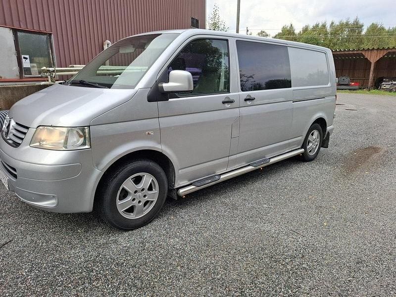 Silver Begagnad 2009 VW T5 Van | 75 000 kr (Lite dyr) - Bild 1/4
