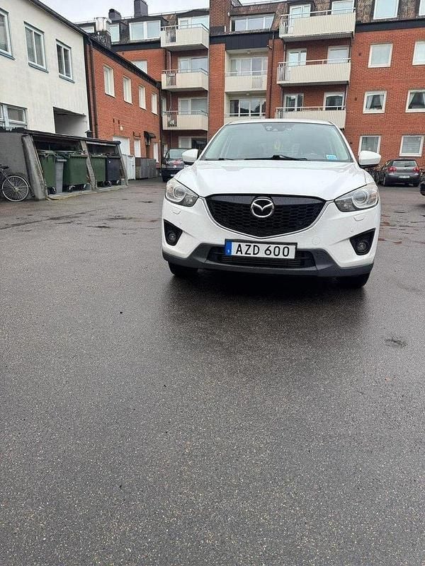 Vit Begagnad 2014 Mazda CX-5 SUV | 74 900 kr (Bra pris) - Bild 1/4