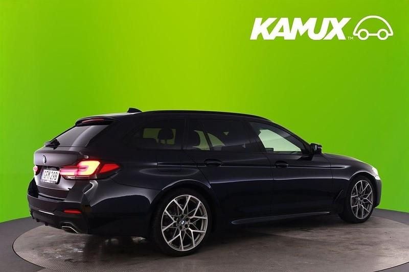 Begagnad BMW 530 M Sport 292 HK (214 kW) 2023 Svart Kombi