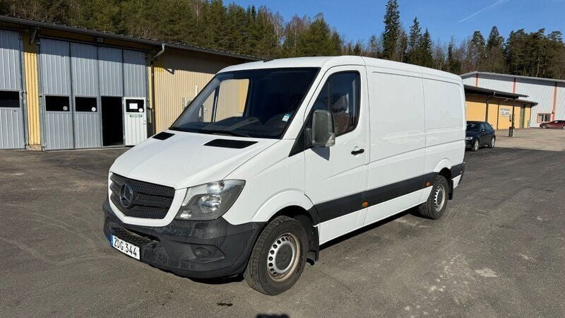 Vit Begagnad 2018 Mercedes 316 Van | 209 000 kr (Bra pris) - Bild 1/4