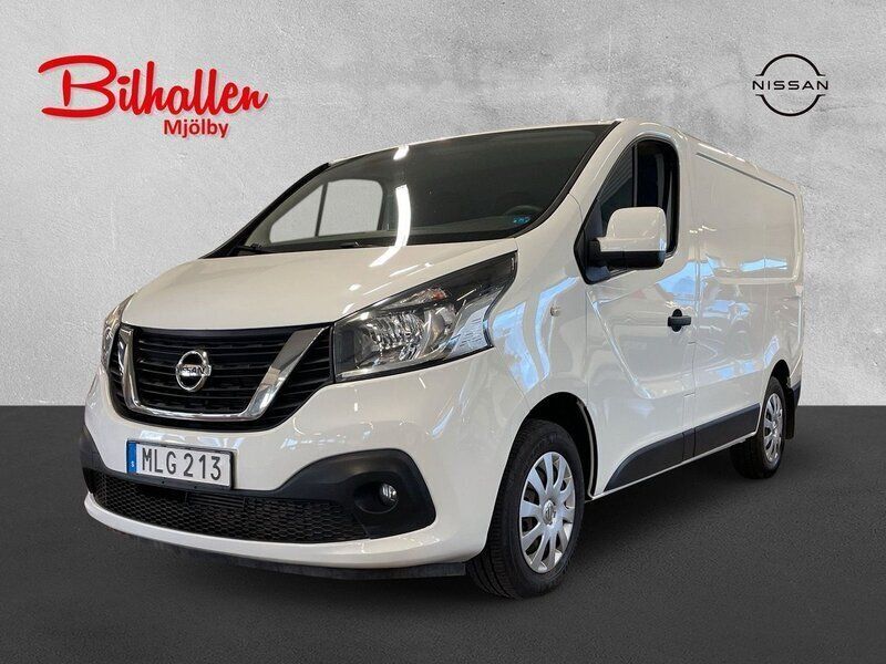 Vit Begagnad 2017 Nissan NV300 Van | 156 000 kr - Bild 1/4