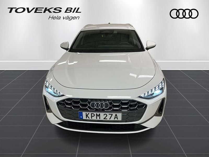 Ny Audi A5 Advanced 204 HK (150 kW) 2025 Vit Kombi