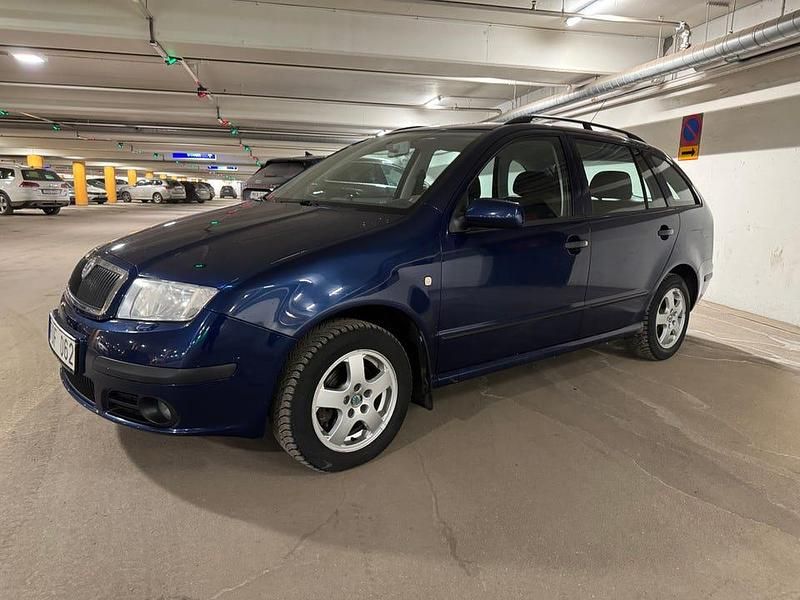 Begagnad Skoda Fabia 64 HK (47 kW) 2007 Kombi