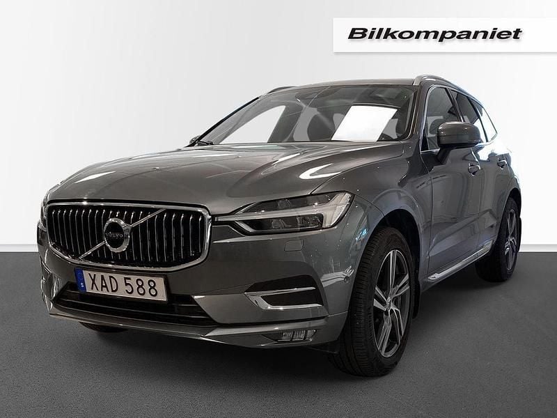Grå Begagnad 2018 Volvo XC60 Inscription SUV | 329 500 kr (Bra pris) - Bild 1/4